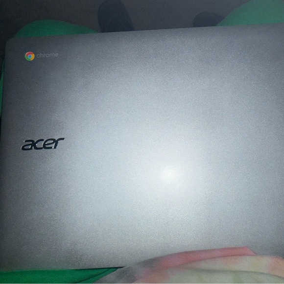 Acer Silver Chromebook - Picture 1 of 5
